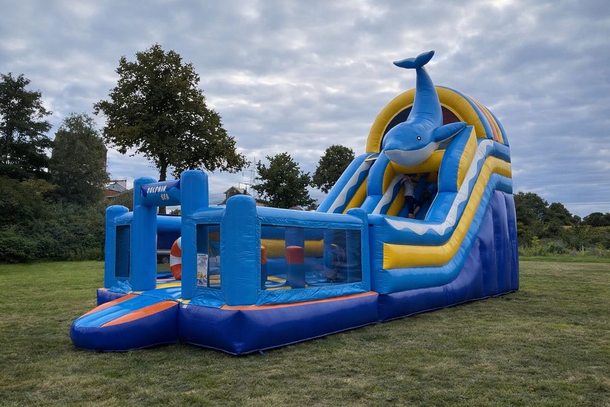 Hüpfburg-Kombination mit Riesenrutsche von Galaxy Jump